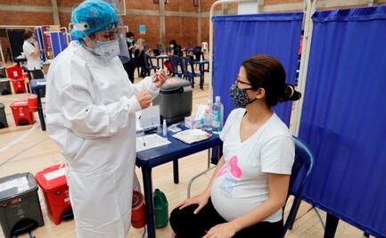 Las embarazadas toleran bien la vacuna anticovid: estudio