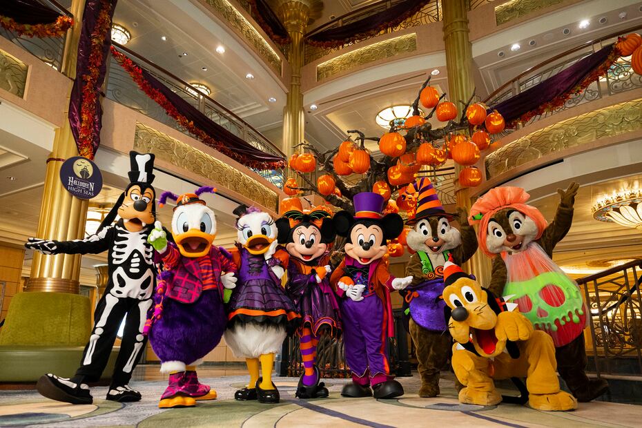 Disney Cruise Line Halloween on the High Seas. (Abigail Nilsson, photographer). © Disney / Cortesía Disney Cruise Line