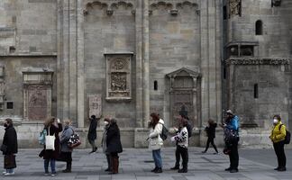 Austria confina a toda su población, incluidas las personas vacunadas