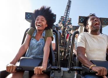 Abre VelociCoaster, la montaña rusa 'más intensa' en Universal Orlando