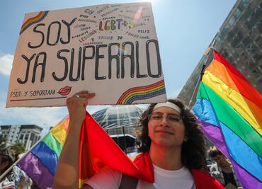 Marcha LGBT 2024 en CDMX: Fecha, horario, ruta y artistas invitados