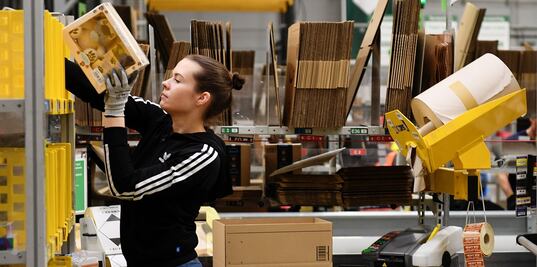 Amazon contratará a 200 mil personas por temporada Navideña