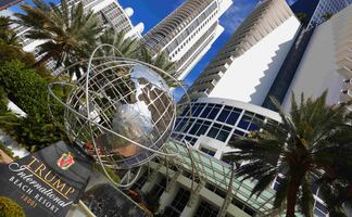 Turista perdió un dedo del pie por quemadura en resort de Trump