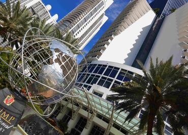 Turista perdió un dedo del pie por quemadura en resort de Trump