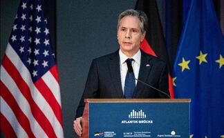 EU asegura que no hay "una retirada significativa" de tropas rusas