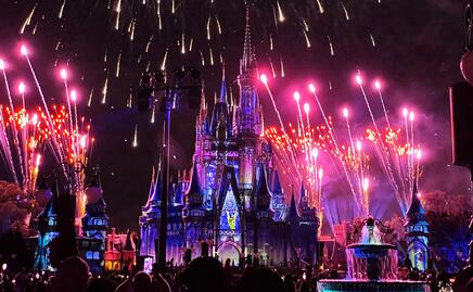 Disney celebra su centenario con un emotivo cortometraje que reúne a más de 500 personajes icónicos