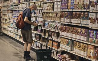 La Fed anuncia su cuarta alza de tasas de interés ante inflación