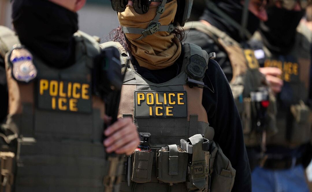 Reporte revela preocupante aumento de suicidios en centros de ICE. Foto: (Photo by CHARLY TRIBALLEAU / AFP)