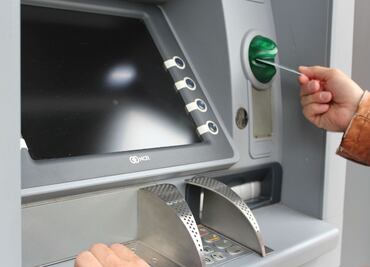 Semana Santa 2025. ¿Qué bancos abren en Jueves y Viernes Santo?