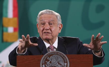 AMLO niega que se deba vacunar a menores por orden de un juez