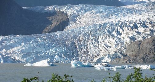 5 glaciares que debes visitar en Alaska