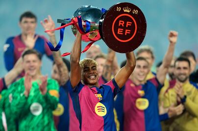 Lamine Yamal, de 17 años, ya cobra como estrella: renueva con el Barça por 17 MDD al año