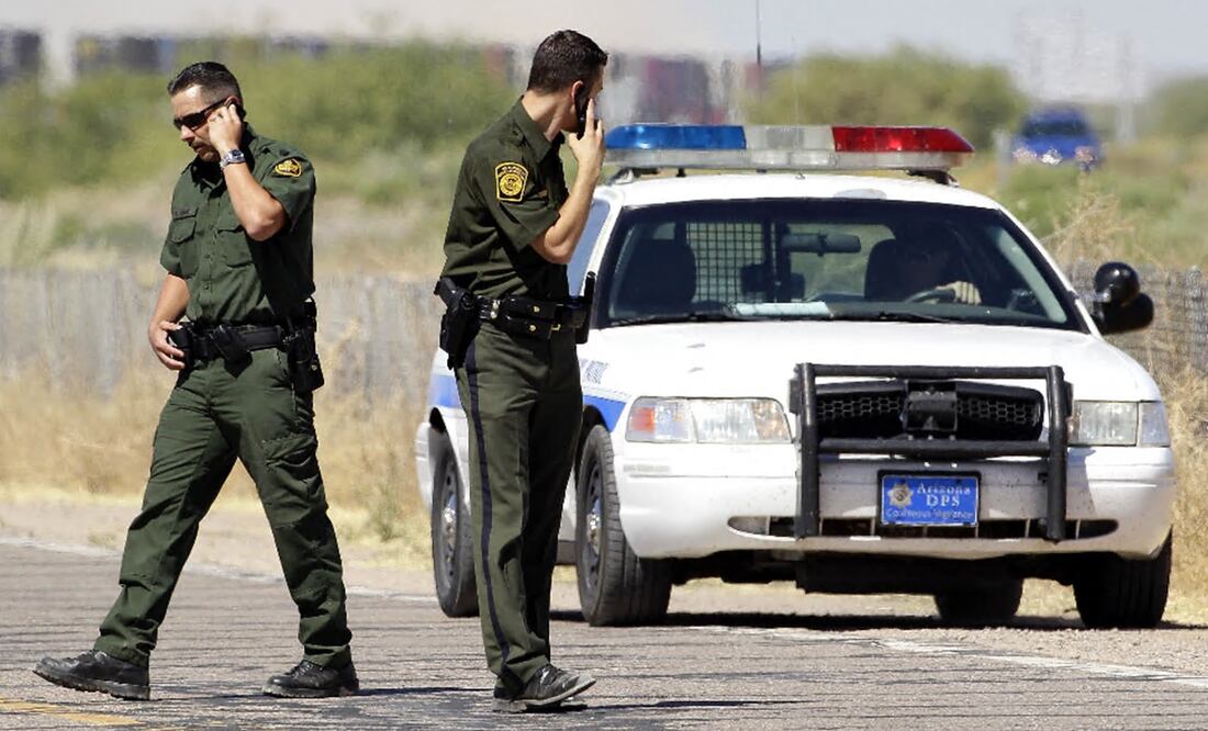 EU deporta a migrante que fue empujada por 'coyotes' en muro fronterizo: "lastimada, pero inadmisible", dice. AP