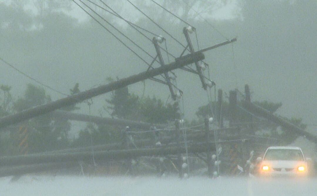 Tifón Koinu se acerca a Hong Kong y China tras dejar récord de vientos y una víctima en Taiwán. Foto AFP