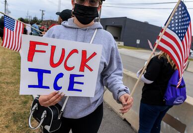 Estados Unidos alerta: cárteles mexicanos y grupos Antifa habrían puesto precio a agentes migratorios