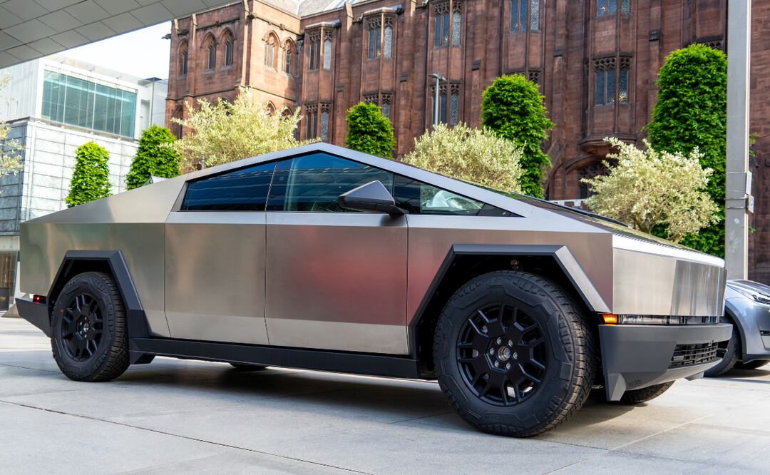 Tesla Cybertruck tarda 6 días en cargar y deja varado a conductor: “Estoy atrapado con mis suegros”. Foto: iStock/Mylo Kaye