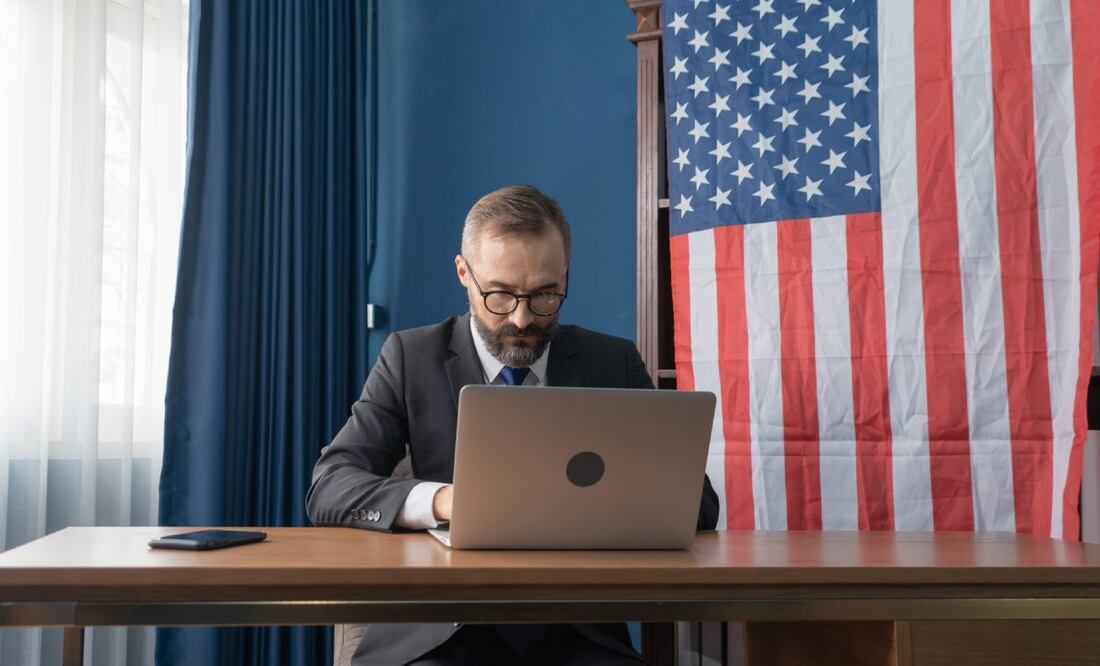 Alerta para trabajadores extranjeros: DHS elimina la extensión automática de permisos de empleo desde el 30 de octubre. Foto: iStock / tampatra