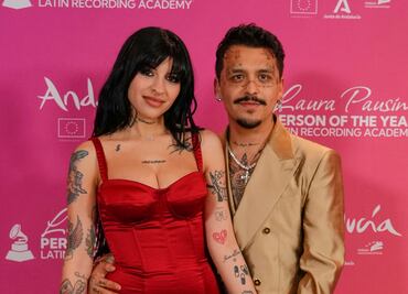 ¿Christian Nodal le avisó a Cazzu, poco después de romper su relación, que se casaría con Ángela Aguilar?