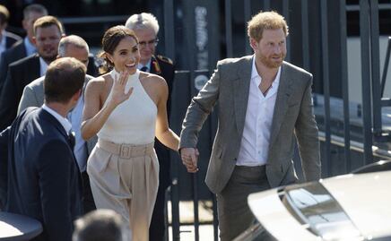 Rey Carlos III recuerda a Harry y Meghan y les expresa su amor