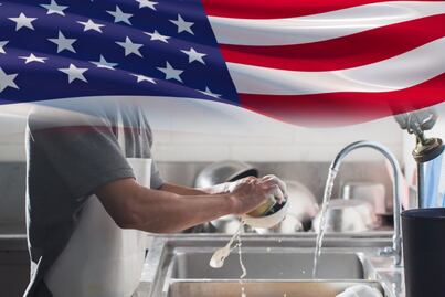 ¿Cuánto pagan por lavar platos en Estados Unidos? Salario por hora y año