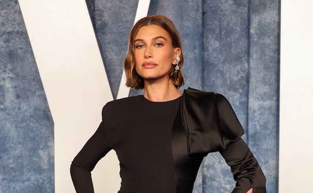 Hailey Bieber al llegar a la fiesta de Vanity Fair tras los Premios Oscar 2023. Foto: AFP