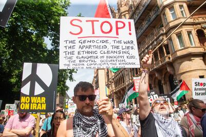Miles marchan por Palestina en Londres: protestas crecen en Europa por conflicto en Medio Oriente