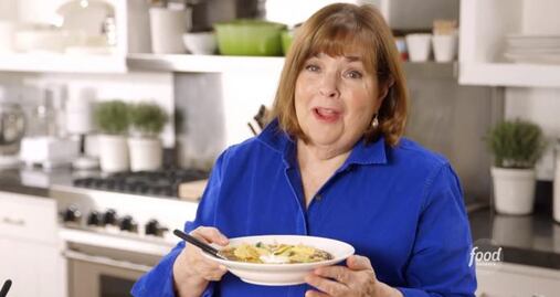 Receta estadounidense de “pozole” escandaliza a mexicanos