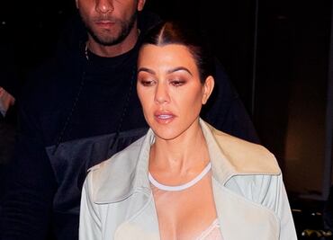 'Bra out', la tendencia que Kourtney Kardashian lleva a NY